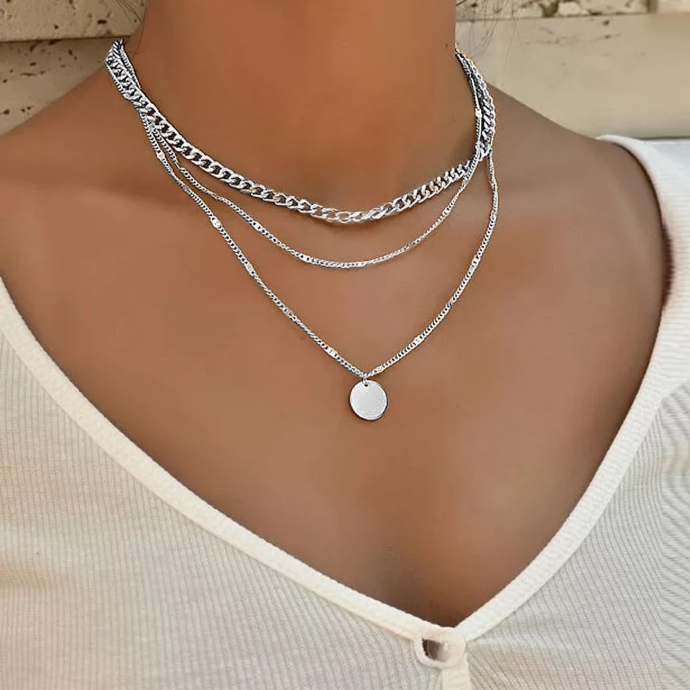 3 layer clavicle disc necklace